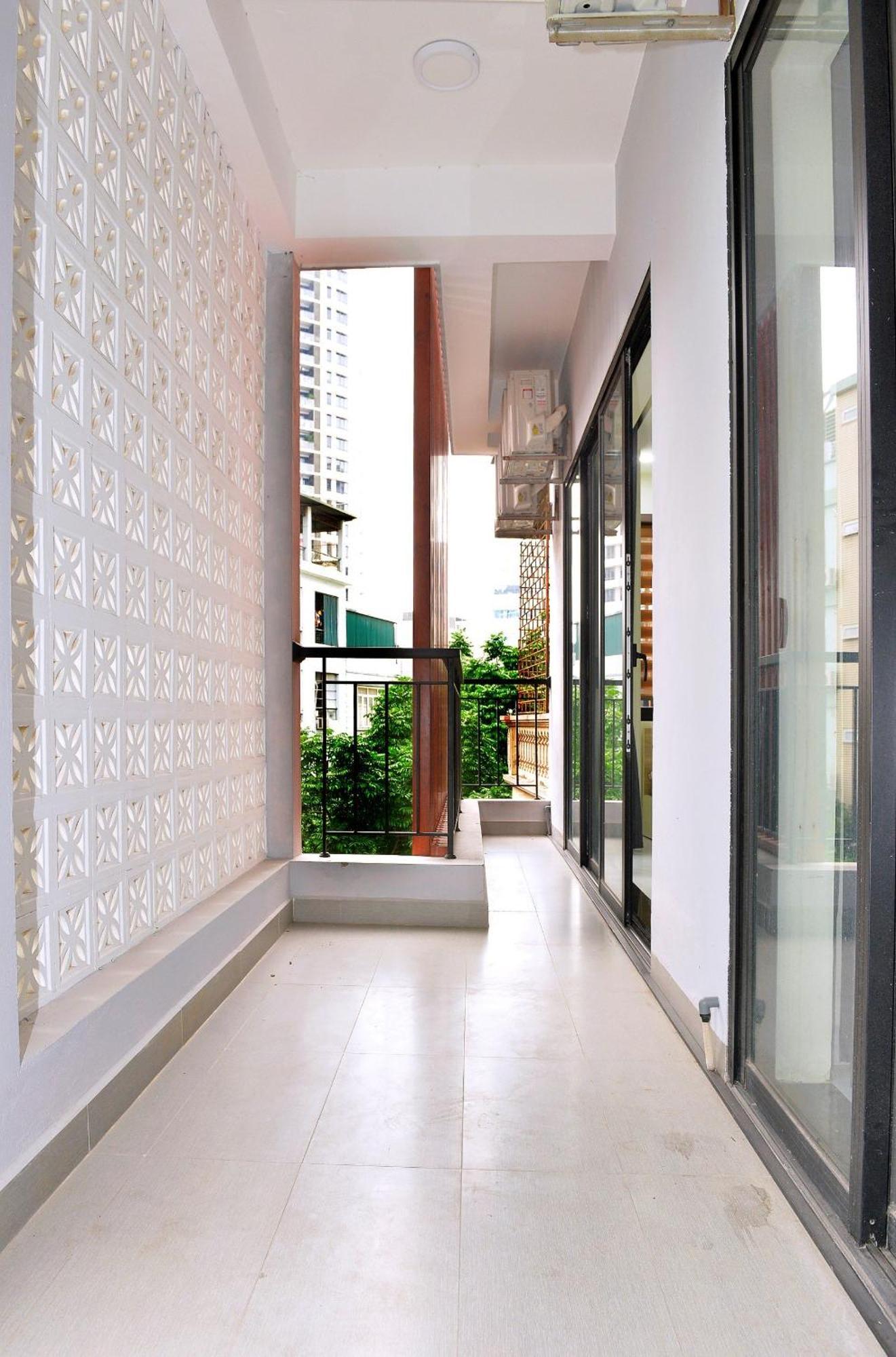 Era Apartment Xuan Thuy Hanoi Exterior photo