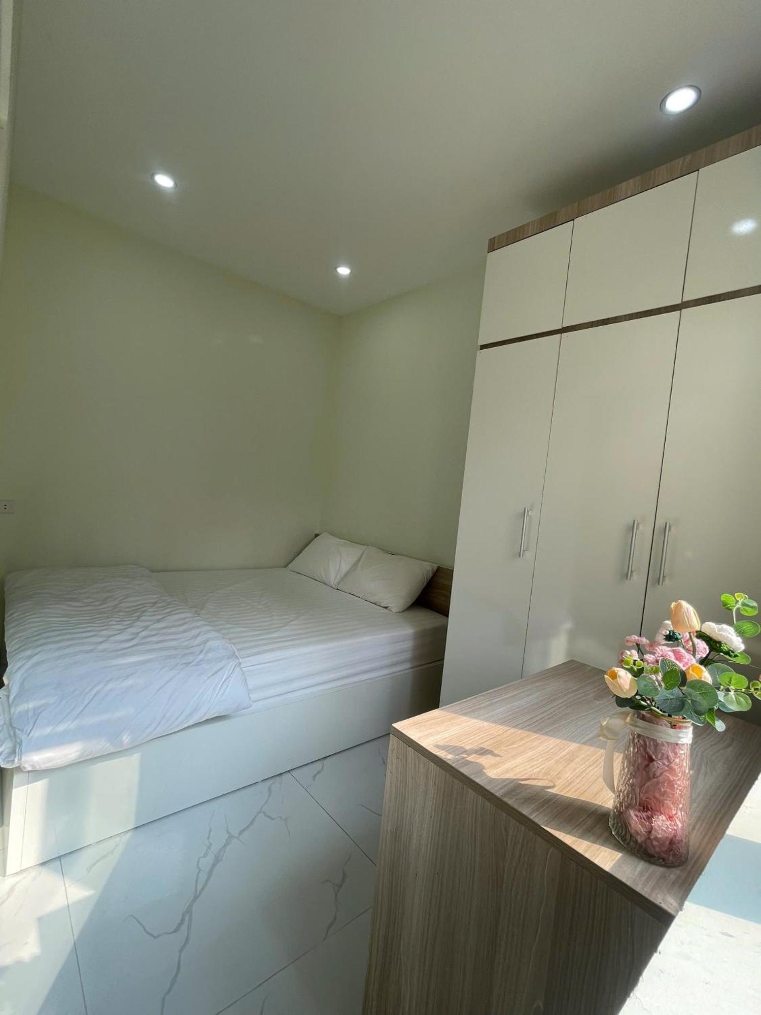 Era Apartment Xuan Thuy Hanoi Exterior photo